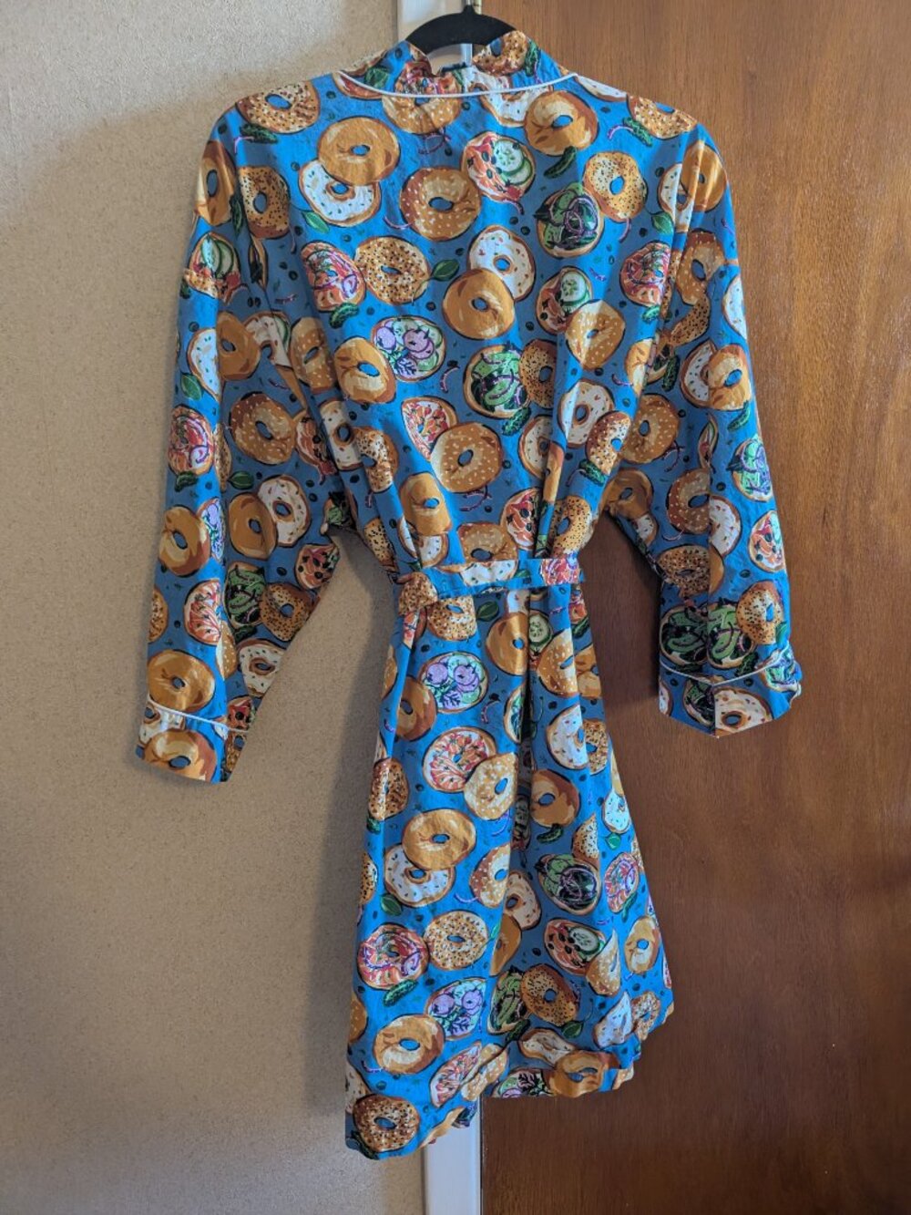 Printfresh Getting Ready Short Robe - Picture 3 of 5